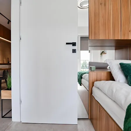 Apartment Venus By Housine Zator