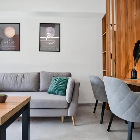 Venus By Housine Zator